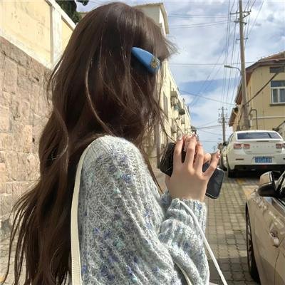 两条街道相遇的地方海报