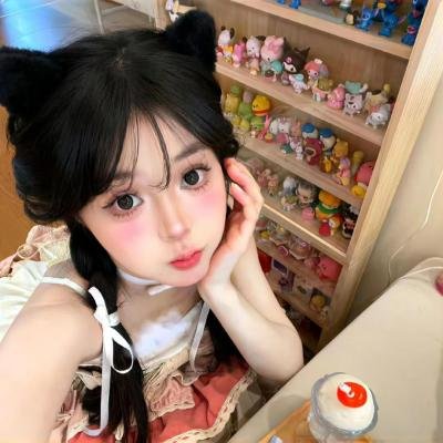 夜玫瑰海报