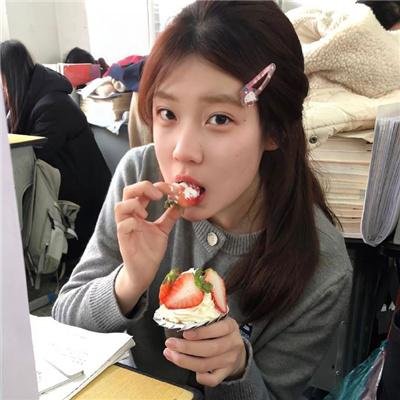 银杏床海报